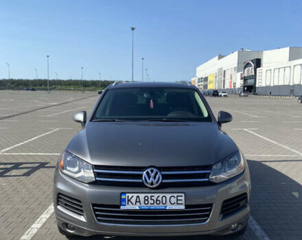 Серый Фольксваген Туарег, объемом двигателя 3 л и пробегом 290 тыс. км за 19500 $, фото 8 на Automoto.ua