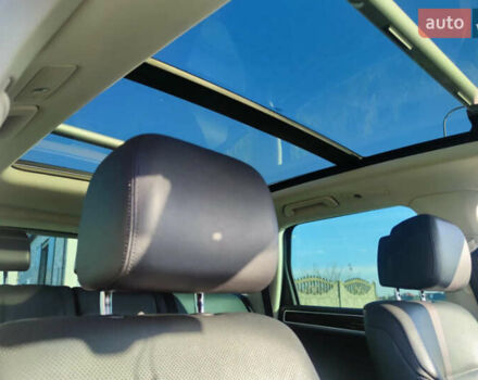 Серый Фольксваген Туарег, объемом двигателя 2.97 л и пробегом 286 тыс. км за 17000 $, фото 11 на Automoto.ua