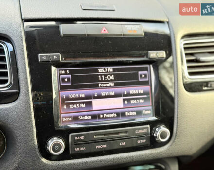 Сірий Фольксваген Туарег, об'ємом двигуна 3.6 л та пробігом 225 тис. км за 12500 $, фото 4 на Automoto.ua