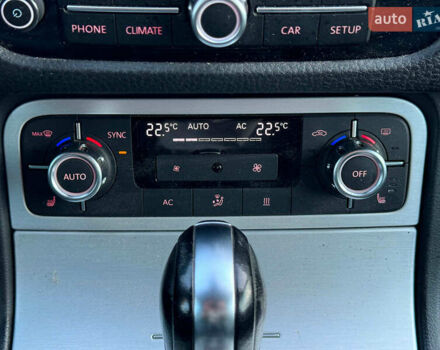 Сірий Фольксваген Туарег, об'ємом двигуна 3 л та пробігом 222 тис. км за 21290 $, фото 36 на Automoto.ua