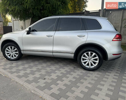 Серый Фольксваген Туарег, объемом двигателя 2.97 л и пробегом 340 тыс. км за 15900 $, фото 6 на Automoto.ua