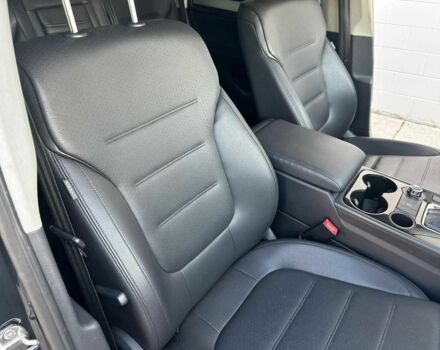 Серый Фольксваген Туарег, объемом двигателя 3 л и пробегом 93 тыс. км за 16800 $, фото 17 на Automoto.ua