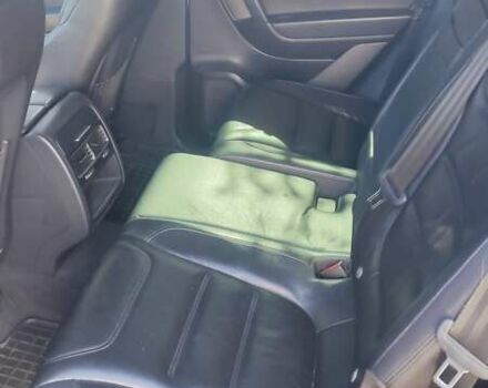 Серый Фольксваген Туарег, объемом двигателя 3 л и пробегом 319 тыс. км за 17500 $, фото 8 на Automoto.ua