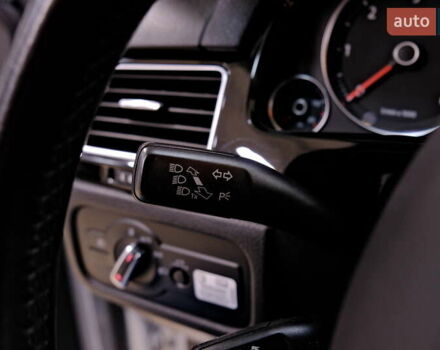 Серый Фольксваген Туарег, объемом двигателя 3 л и пробегом 219 тыс. км за 17900 $, фото 20 на Automoto.ua