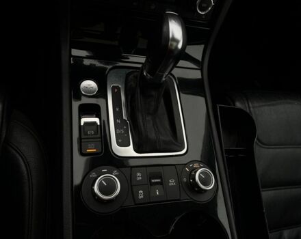 Серый Фольксваген Туарег, объемом двигателя 3 л и пробегом 223 тыс. км за 19500 $, фото 16 на Automoto.ua