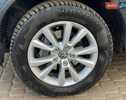 Сірий Фольксваген Туарег, об'ємом двигуна 3 л та пробігом 229 тис. км за 18100 $, фото 14 на Automoto.ua