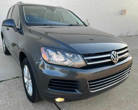 Серый Фольксваген Туарег, объемом двигателя 3 л и пробегом 93 тыс. км за 16800 $, фото 3 на Automoto.ua