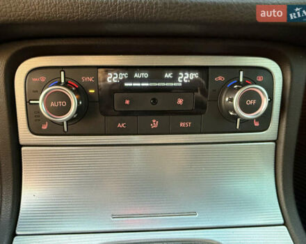 Сірий Фольксваген Туарег, об'ємом двигуна 2.97 л та пробігом 169 тис. км за 24900 $, фото 21 на Automoto.ua