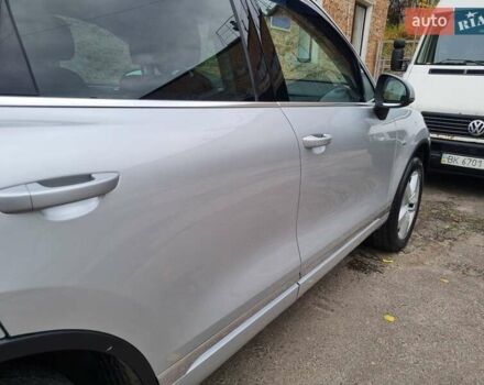 Фольксваген Туарег 2013 в Ровно на Automoto.ua Серый Фольксваген Туарег, объемом двигателя 3 л и пробегом 311 тыс. км за 20999 $, фото 6 на Automoto.ua