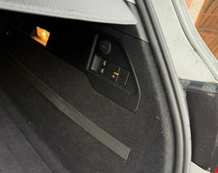 Серый Фольксваген Туарег, объемом двигателя 2.97 л и пробегом 301 тыс. км за 22000 $, фото 13 на Automoto.ua