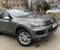 Сірий Фольксваген Туарег, об'ємом двигуна 3 л та пробігом 210 тис. км за 20700 $, фото 2 на Automoto.ua