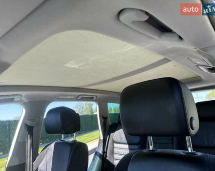 Серый Фольксваген Туарег, объемом двигателя 0 л и пробегом 211 тыс. км за 21450 $, фото 46 на Automoto.ua