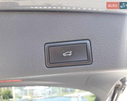 Сірий Фольксваген Туарег, об'ємом двигуна 3 л та пробігом 84 тис. км за 28331 $, фото 20 на Automoto.ua