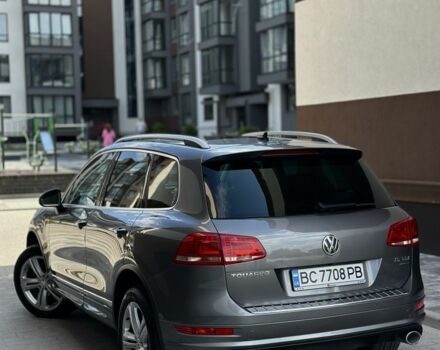 Серый Фольксваген Туарег, объемом двигателя 3 л и пробегом 262 тыс. км за 22000 $, фото 4 на Automoto.ua