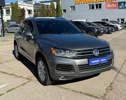 Фольксваген Туарег 2013 в Киеве на Automoto.ua Серый Фольксваген Туарег, объемом двигателя 2.97 л и пробегом 180 тыс. км за 19900 $, фото 2 на Automoto.ua
