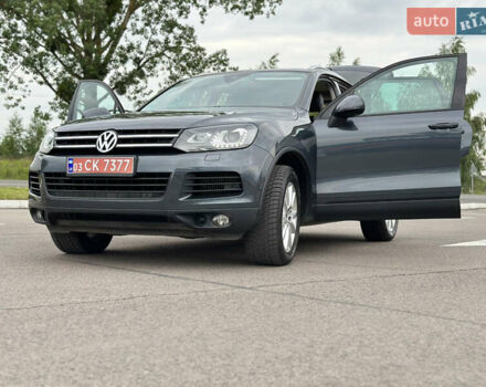 Серый Фольксваген Туарег, объемом двигателя 0 л и пробегом 211 тыс. км за 21450 $, фото 36 на Automoto.ua