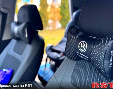 Сірий Фольксваген Туарег, об'ємом двигуна 3 л та пробігом 229 тис. км за 20999 $, фото 10 на Automoto.ua