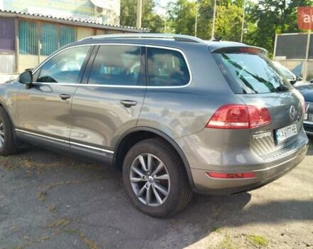 Серый Фольксваген Туарег, объемом двигателя 3.6 л и пробегом 54 тыс. км за 21000 $, фото 3 на Automoto.ua