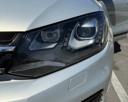 Серый Фольксваген Туарег, объемом двигателя 2.97 л и пробегом 330 тыс. км за 16500 $, фото 5 на Automoto.ua