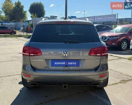 Фольксваген Туарег 2013 в Киеве на Automoto.ua Серый Фольксваген Туарег, объемом двигателя 2.97 л и пробегом 180 тыс. км за 19900 $, фото 5 на Automoto.ua