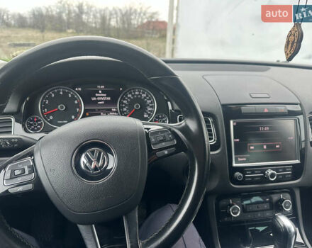 Серый Фольксваген Туарег, объемом двигателя 3.6 л и пробегом 303 тыс. км за 15800 $, фото 11 на Automoto.ua