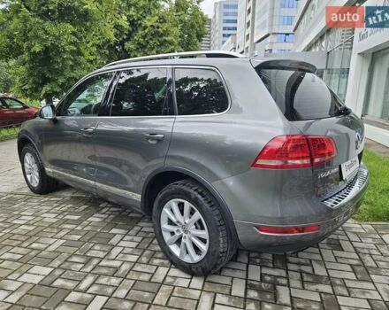 Сірий Фольксваген Туарег, об'ємом двигуна 2.97 л та пробігом 263 тис. км за 18790 $, фото 9 на Automoto.ua