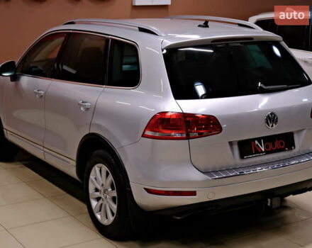 Серый Фольксваген Туарег, объемом двигателя 3 л и пробегом 219 тыс. км за 17900 $, фото 14 на Automoto.ua