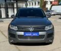 Фольксваген Туарег 2013 в Киеве на Automoto.ua Серый Фольксваген Туарег, объемом двигателя 2.97 л и пробегом 180 тыс. км за 19900 $, фото 1 на Automoto.ua