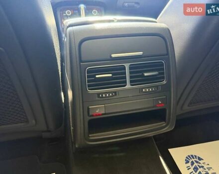 Фольксваген Туарег 2013 в Киеве на Automoto.ua Серый Фольксваген Туарег, объемом двигателя 2.97 л и пробегом 180 тыс. км за 19900 $, фото 18 на Automoto.ua