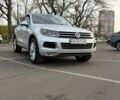 Серый Фольксваген Туарег, объемом двигателя 3.6 л и пробегом 278 тыс. км за 14200 $, фото 4 на Automoto.ua