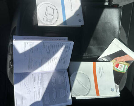 Серый Фольксваген Туарег, объемом двигателя 0 л и пробегом 211 тыс. км за 21450 $, фото 43 на Automoto.ua