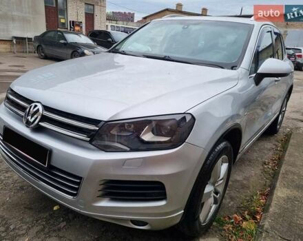 Фольксваген Туарег 2013 в Ровно на Automoto.ua Серый Фольксваген Туарег, объемом двигателя 3 л и пробегом 311 тыс. км за 20999 $, фото 3 на Automoto.ua