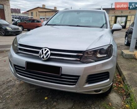 Фольксваген Туарег 2013 в Ровно на Automoto.ua Серый Фольксваген Туарег, объемом двигателя 3 л и пробегом 311 тыс. км за 20999 $, фото 13 на Automoto.ua