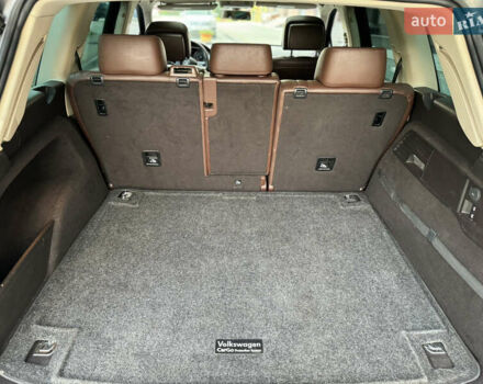 Серый Фольксваген Туарег, объемом двигателя 2.97 л и пробегом 261 тыс. км за 18000 $, фото 29 на Automoto.ua