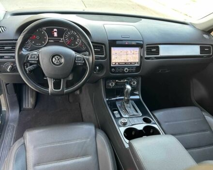 Серый Фольксваген Туарег, объемом двигателя 3 л и пробегом 93 тыс. км за 16800 $, фото 13 на Automoto.ua