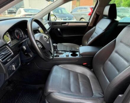 Серый Фольксваген Туарег, объемом двигателя 3.6 л и пробегом 86 тыс. км за 13000 $, фото 8 на Automoto.ua