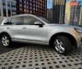 Фольксваген Туарег 2013 у Києві на Automoto.ua Сірий Фольксваген Туарег, об'ємом двигуна 2.97 л та пробігом 238 тис. км за 17000 $, фото 2 на Automoto.ua