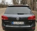 Серый Фольксваген Туарег, объемом двигателя 3 л и пробегом 263 тыс. км за 17000 $, фото 2 на Automoto.ua