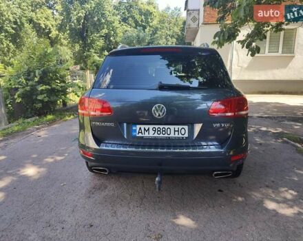 Сірий Фольксваген Туарег, об'ємом двигуна 2.97 л та пробігом 248 тис. км за 17800 $, фото 2 на Automoto.ua