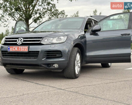 Серый Фольксваген Туарег, объемом двигателя 0 л и пробегом 211 тыс. км за 21450 $, фото 35 на Automoto.ua