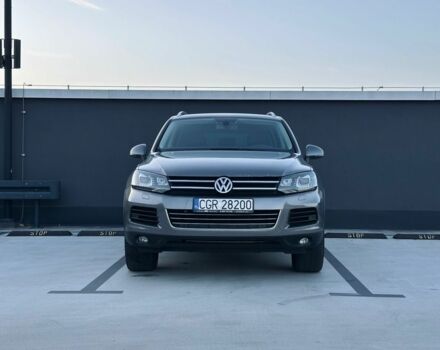 Серый Фольксваген Туарег, объемом двигателя 3 л и пробегом 209 тыс. км за 4900 $, фото 1 на Automoto.ua