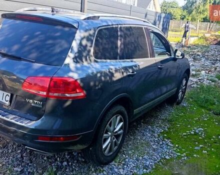 Серый Фольксваген Туарег, объемом двигателя 3 л и пробегом 319 тыс. км за 17500 $, фото 5 на Automoto.ua