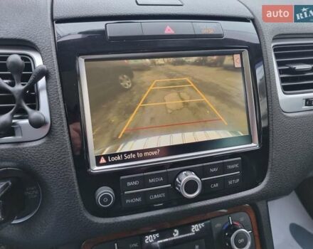 Фольксваген Туарег 2013 в Ровно на Automoto.ua Серый Фольксваген Туарег, объемом двигателя 3 л и пробегом 311 тыс. км за 20999 $, фото 60 на Automoto.ua