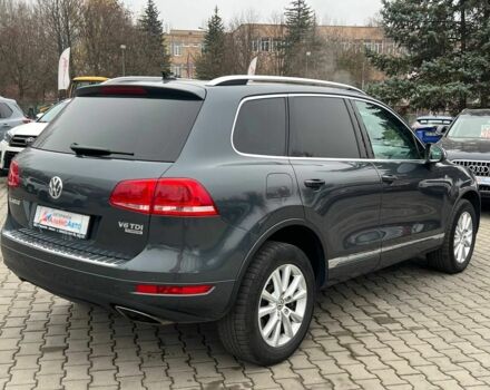 Серый Фольксваген Туарег, объемом двигателя 3 л и пробегом 223 тыс. км за 19500 $, фото 6 на Automoto.ua