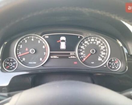 Серый Фольксваген Туарег, объемом двигателя 3.6 л и пробегом 54 тыс. км за 21000 $, фото 5 на Automoto.ua