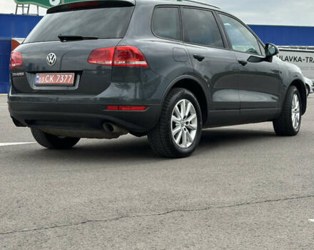 Серый Фольксваген Туарег, объемом двигателя 0 л и пробегом 211 тыс. км за 21450 $, фото 18 на Automoto.ua