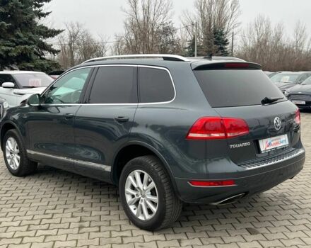 Серый Фольксваген Туарег, объемом двигателя 3 л и пробегом 223 тыс. км за 19500 $, фото 4 на Automoto.ua