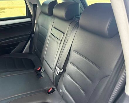 Серый Фольксваген Туарег, объемом двигателя 3 л и пробегом 93 тыс. км за 16800 $, фото 20 на Automoto.ua