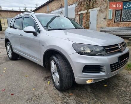 Фольксваген Туарег 2013 в Ровно на Automoto.ua Серый Фольксваген Туарег, объемом двигателя 3 л и пробегом 311 тыс. км за 20999 $, фото 32 на Automoto.ua