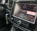 Серый Фольксваген Туарег, объемом двигателя 3 л и пробегом 331 тыс. км за 21000 $, фото 18 на Automoto.ua